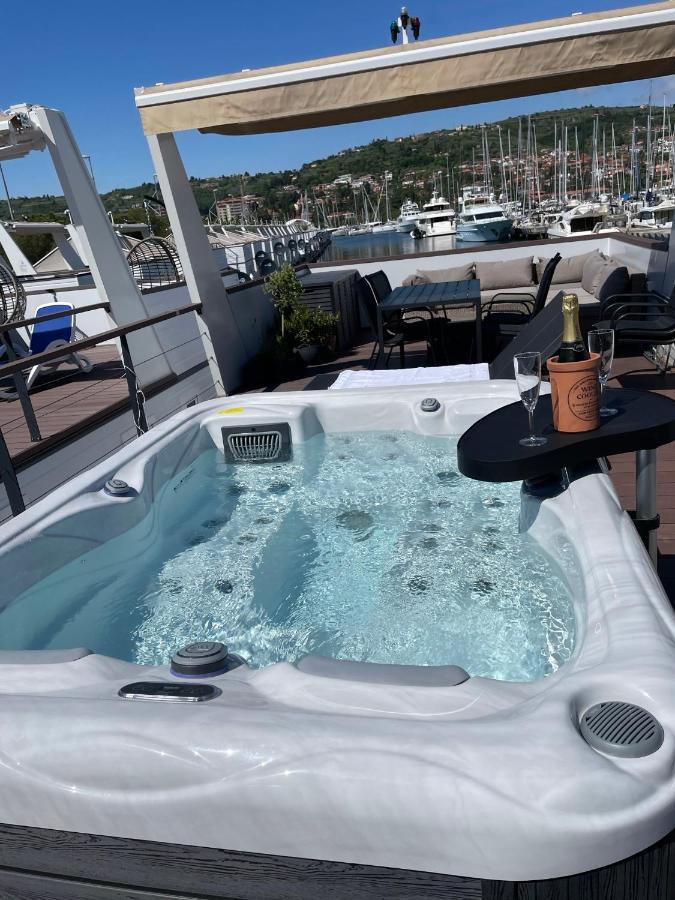 Floating Sea House Marea Apartment Portoroz Exterior photo